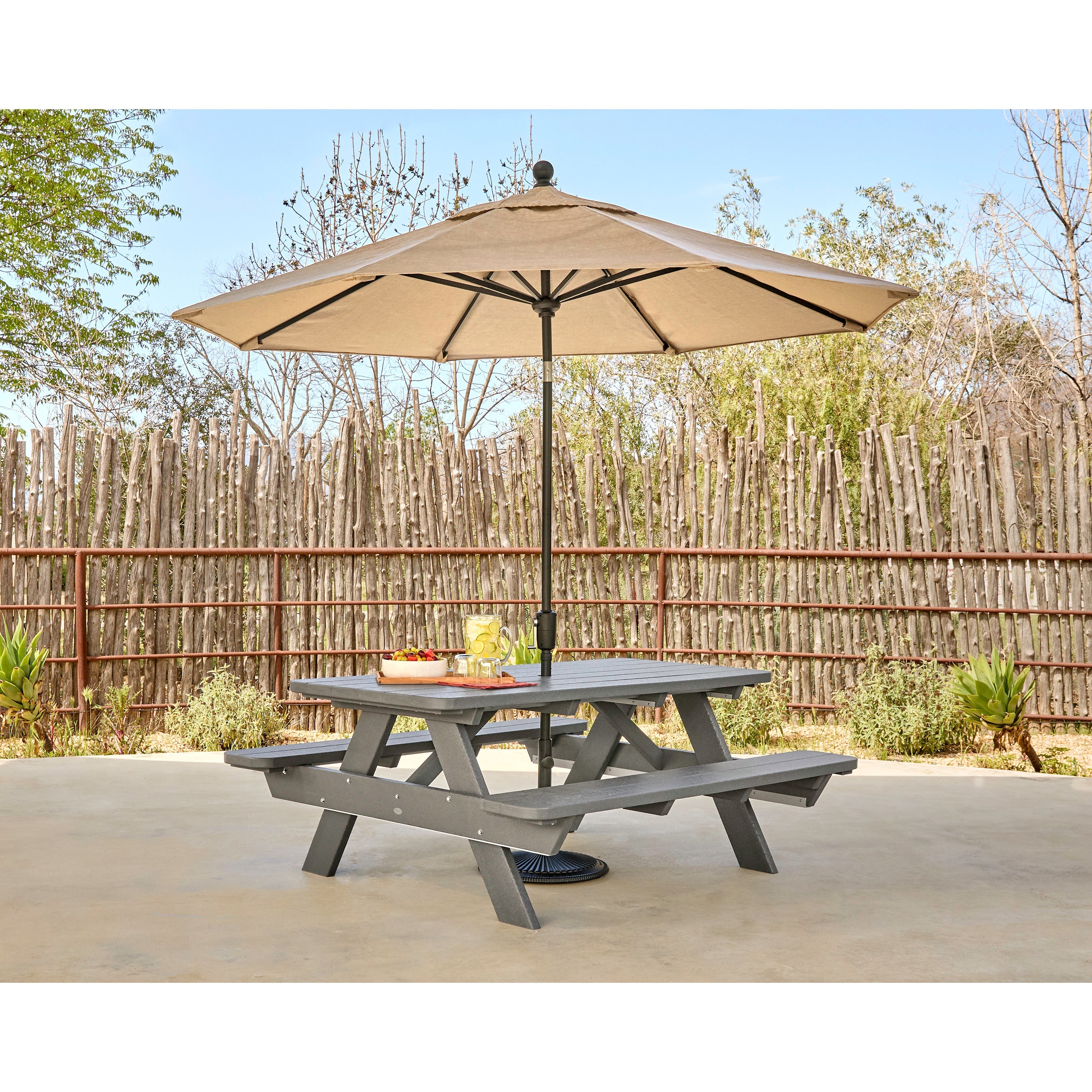 Park 72 Picnic Table